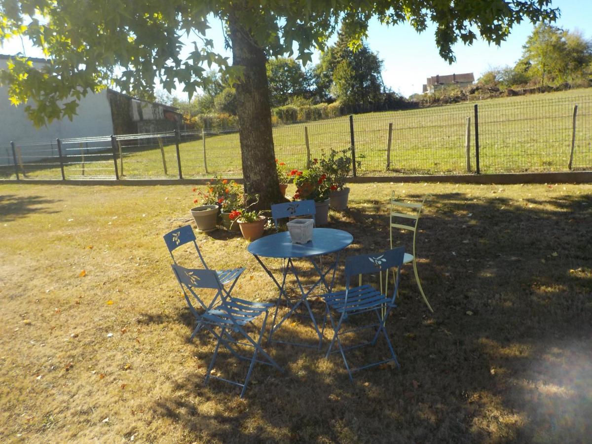 Charmant Appartement Dans Maison De Caractere Saint-Brice-sur-Vienne Bagian luar foto